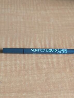 Verified Liquid Liner - Brown